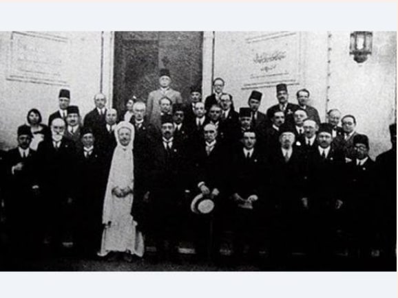 The ambivalent hybridity of pre-independence Arab societies